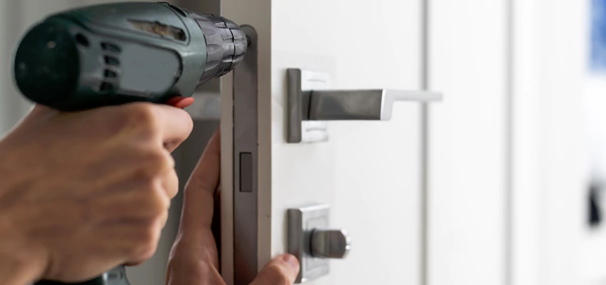 Locksmith For Lock Replacement Near Me in Guttenberg, NJ