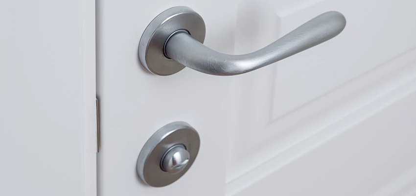 Single-Occupancy Restroom Locks Repair in Guttenberg, New Jersey