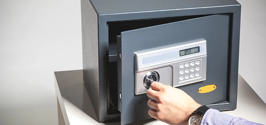 Jewelry Safe Unlocking Service in Guttenberg, New Jersey