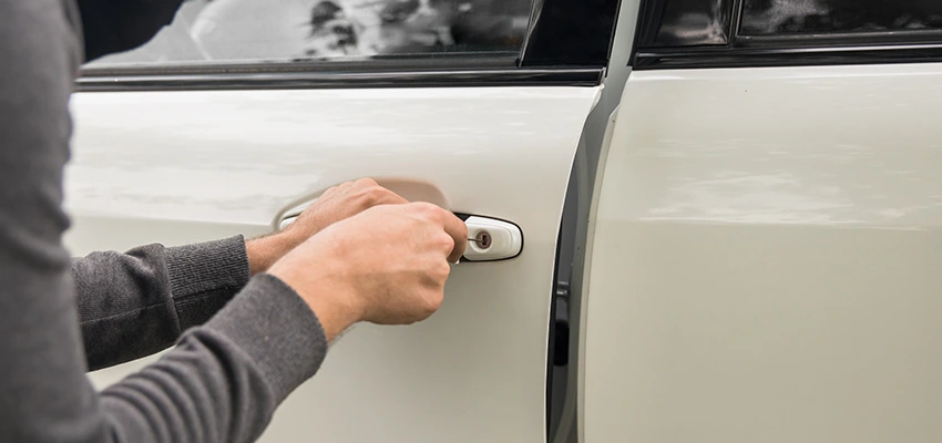 Unlock Car Door Service in Guttenberg, NJ